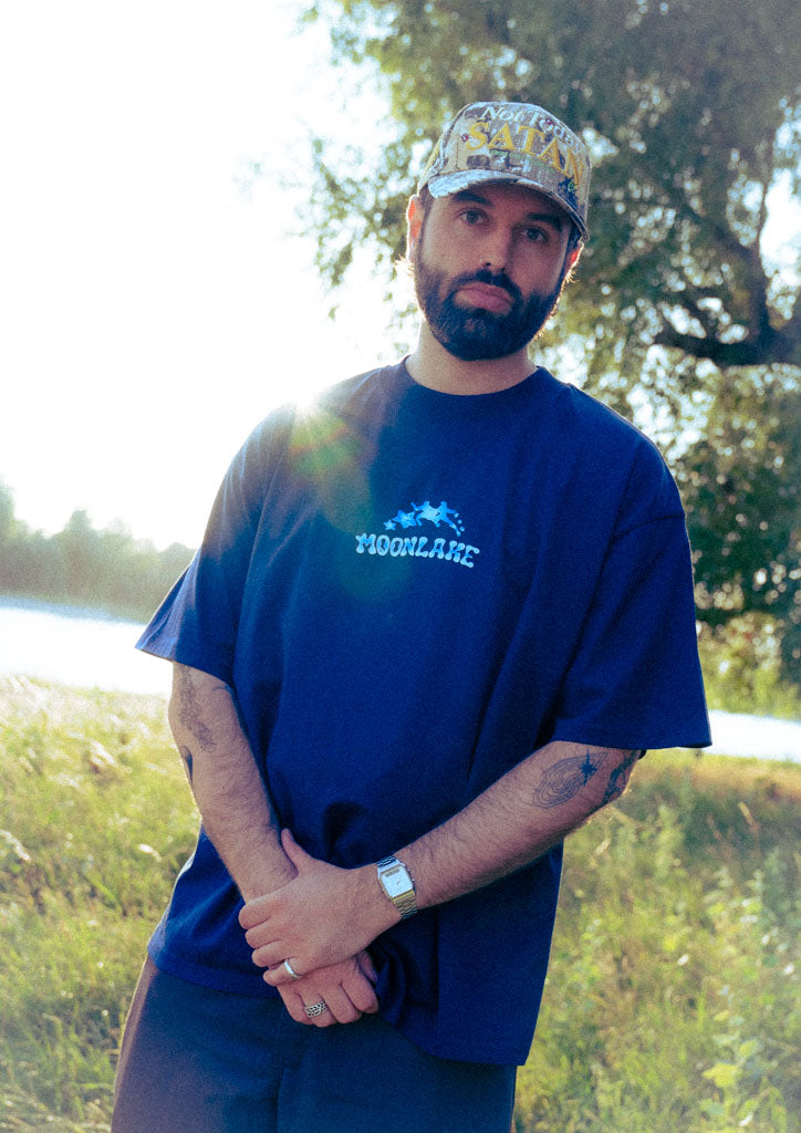 Globe T-Shirt Navy